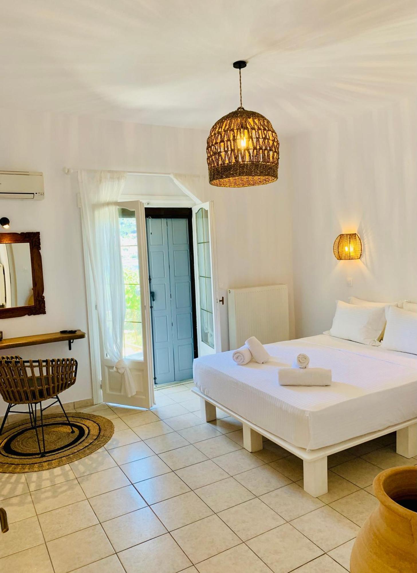 סקופלוס טאון Ourania Studios & Apartments מראה חיצוני תמונה